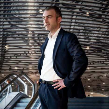 Ozgur Kasirga